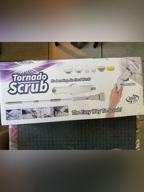 Tornado Scrub Cordless Power White Electric Bath Scrubber Long Handle Brush